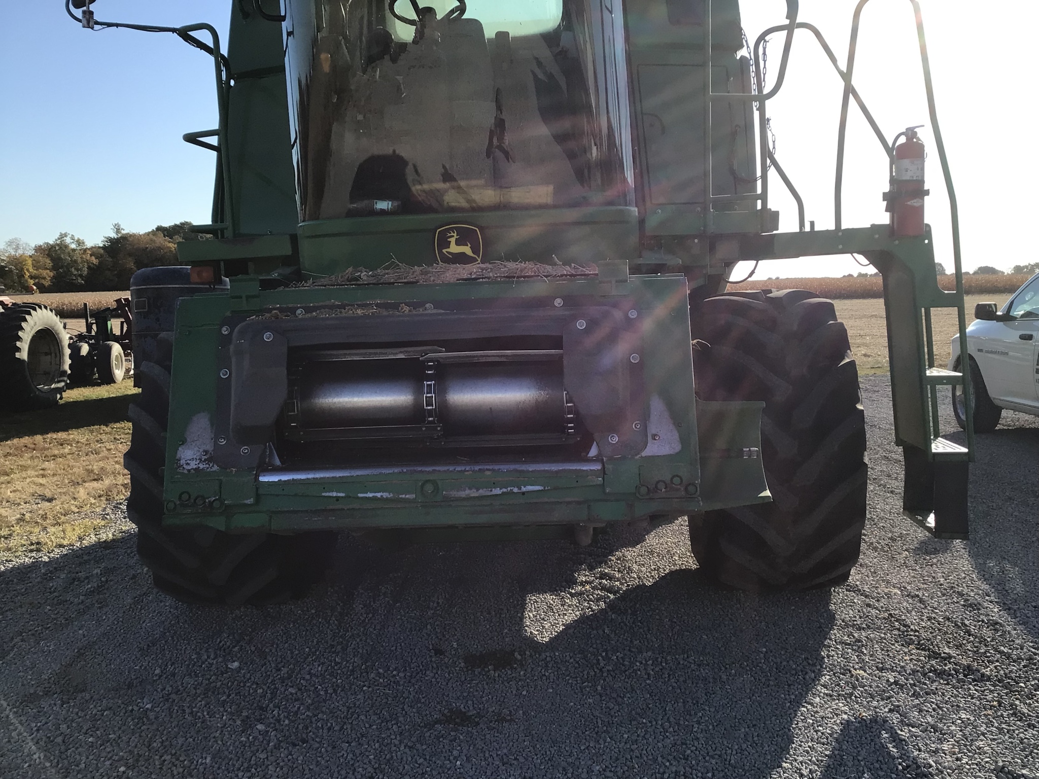 2010 John Deere 9570 STS Image 34