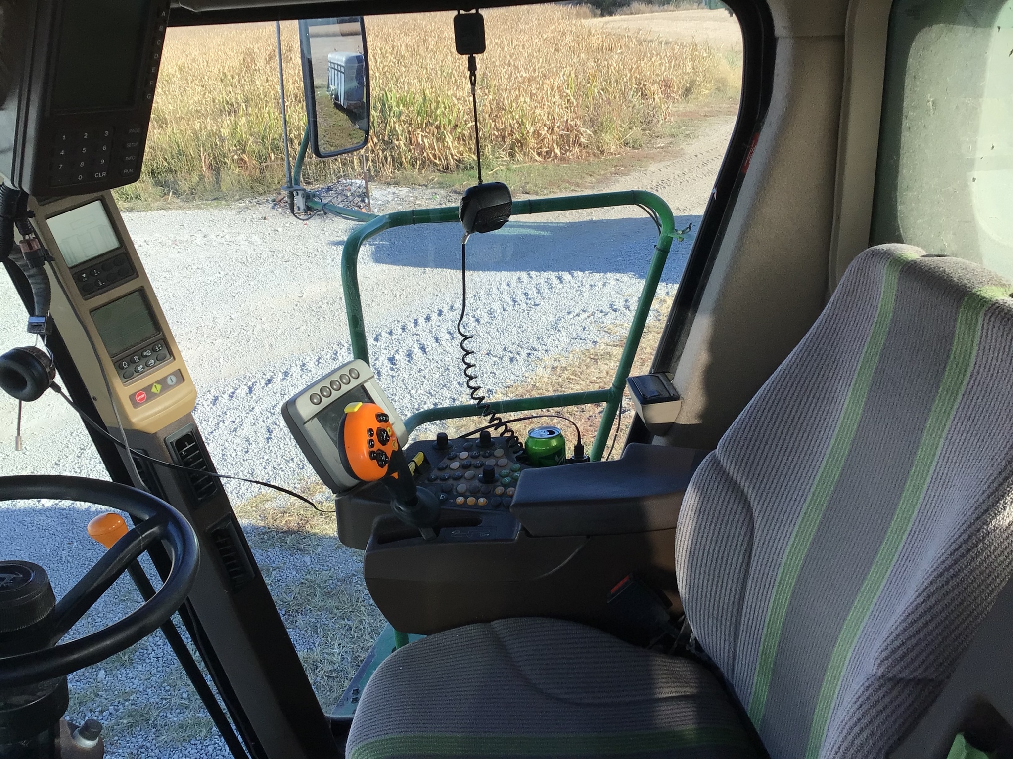 2010 John Deere 9570 STS Image 3