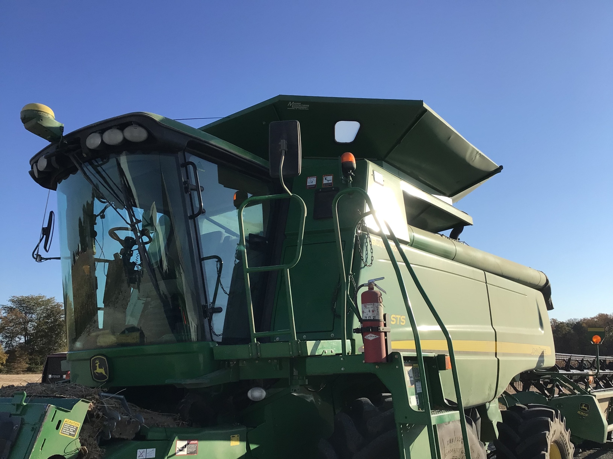 2010 John Deere 9570 STS Image 1