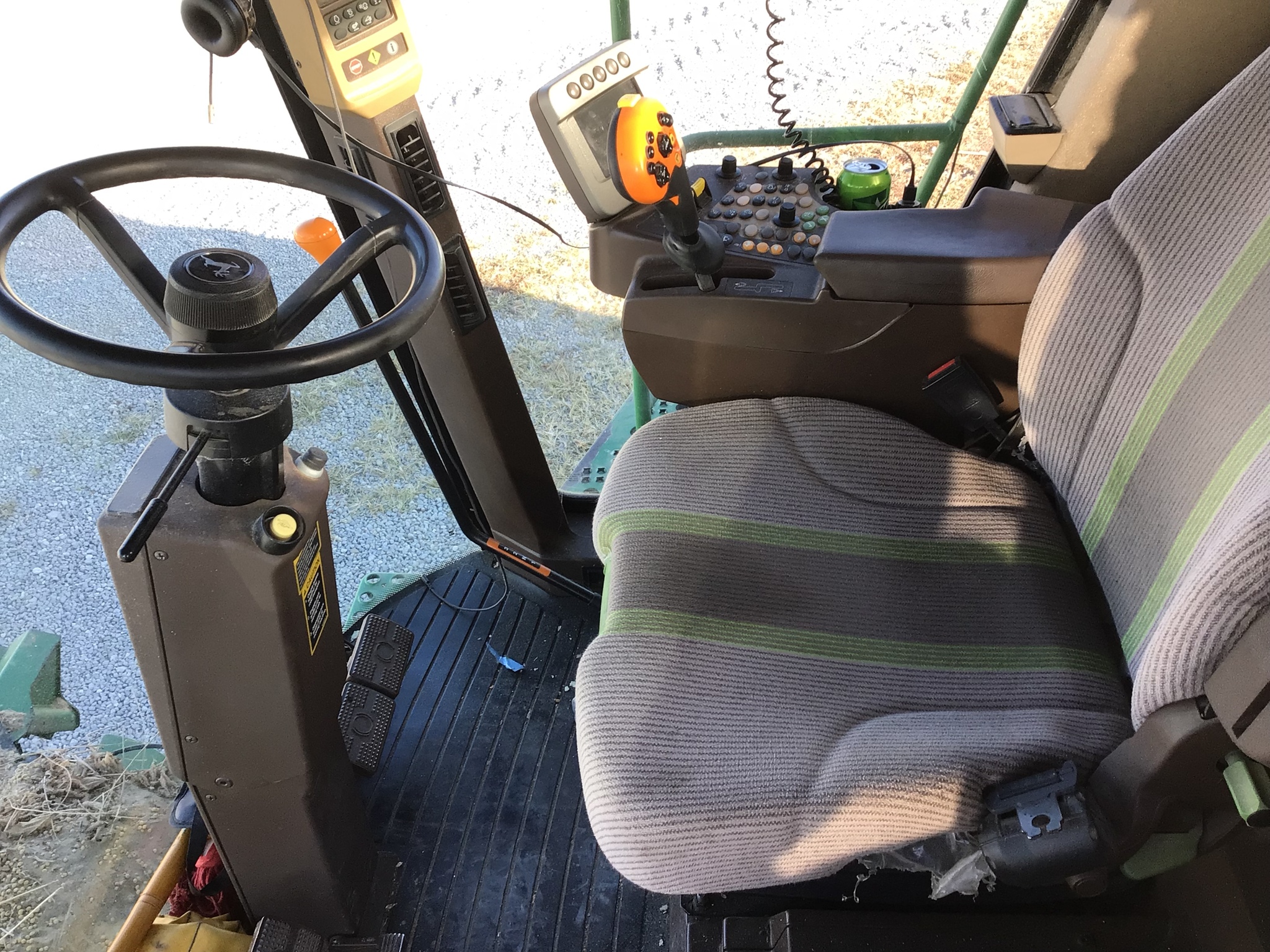 2010 John Deere 9570 STS Image 6