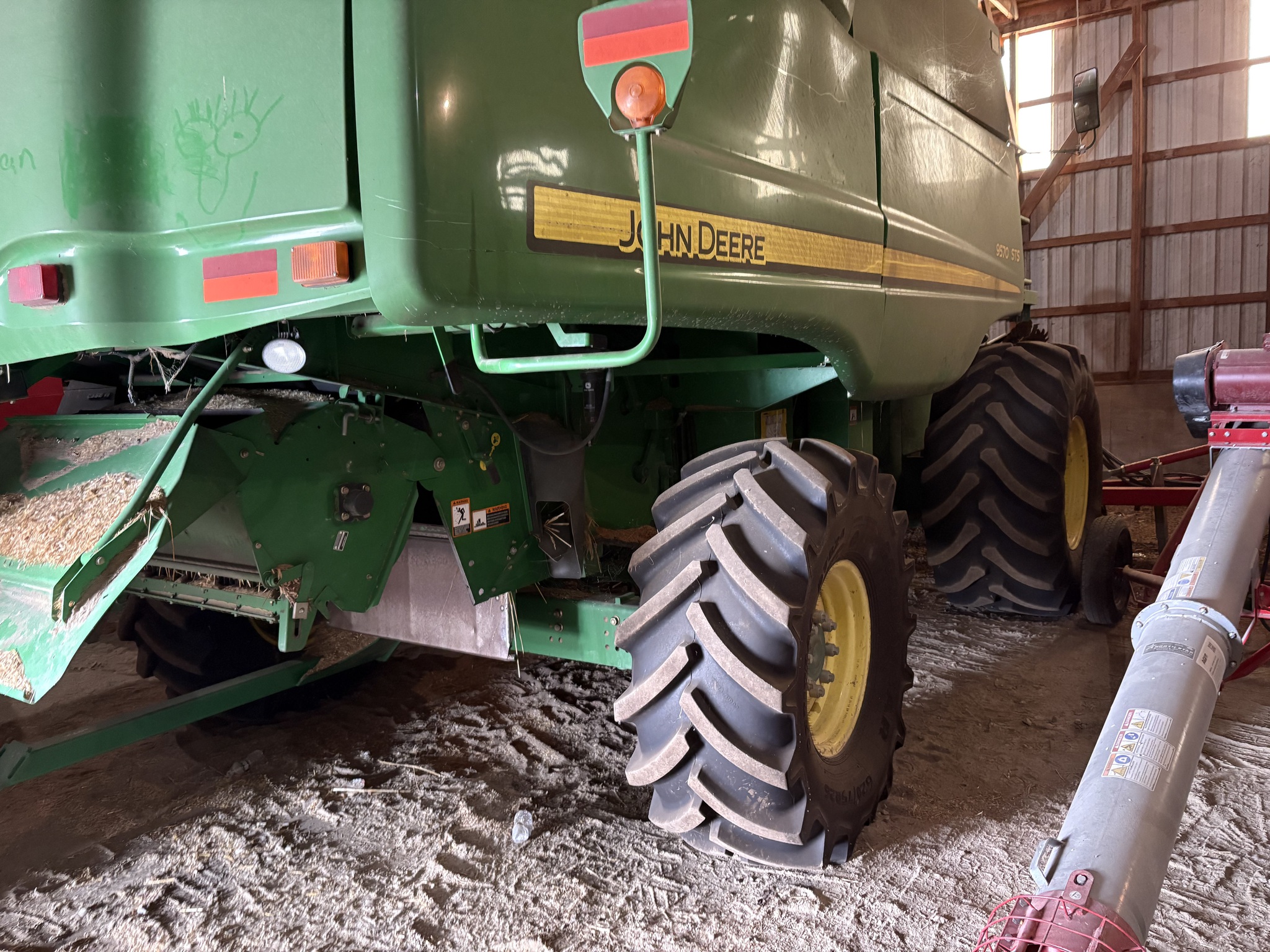 2010 John Deere 9570 STS Image 43