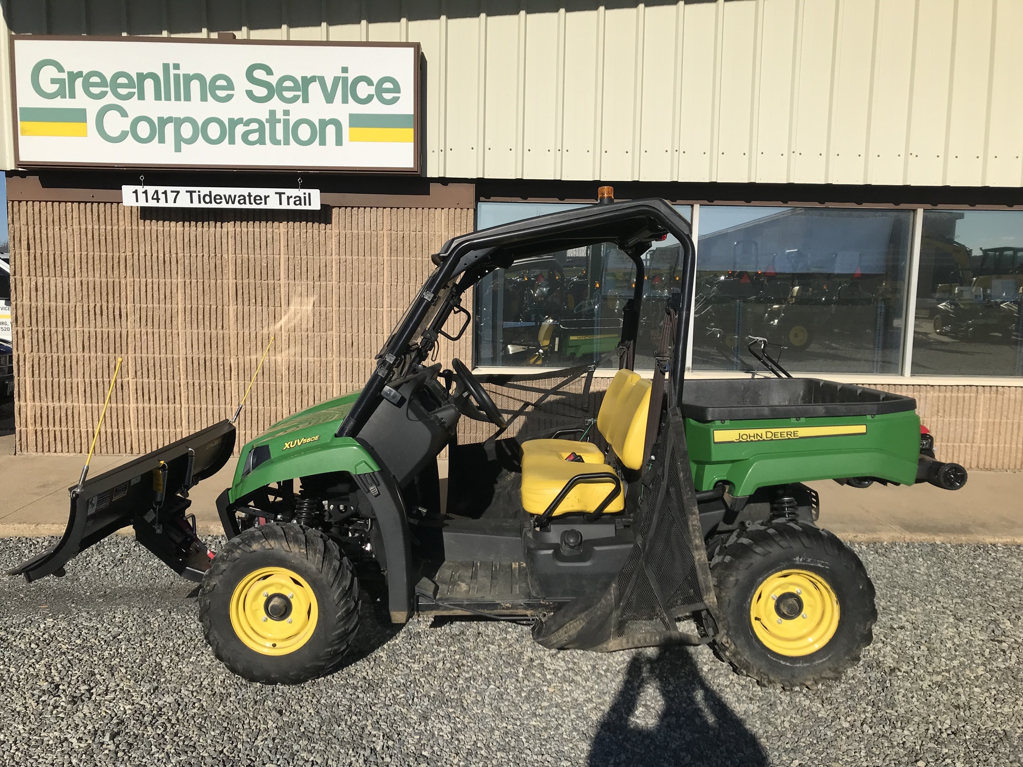 2019 John Deere 560E Image 1
