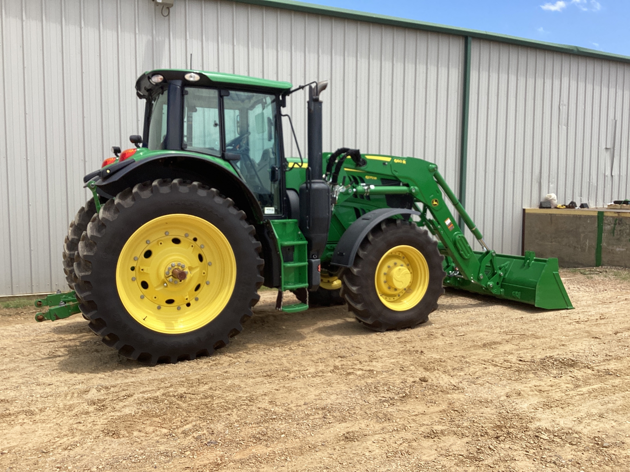 2023 John Deere 6175M Image 10