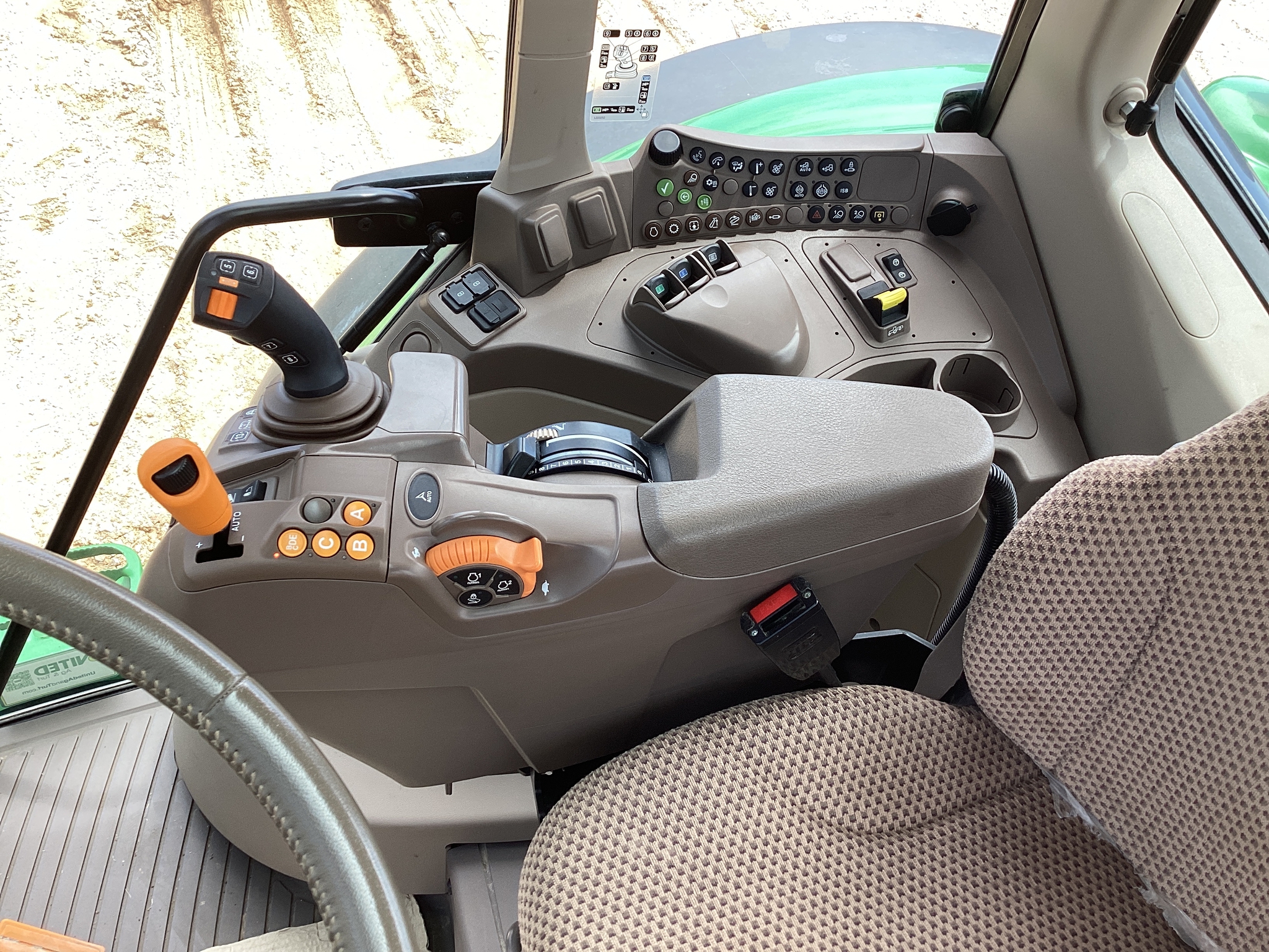 2023 John Deere 6175M Image 32