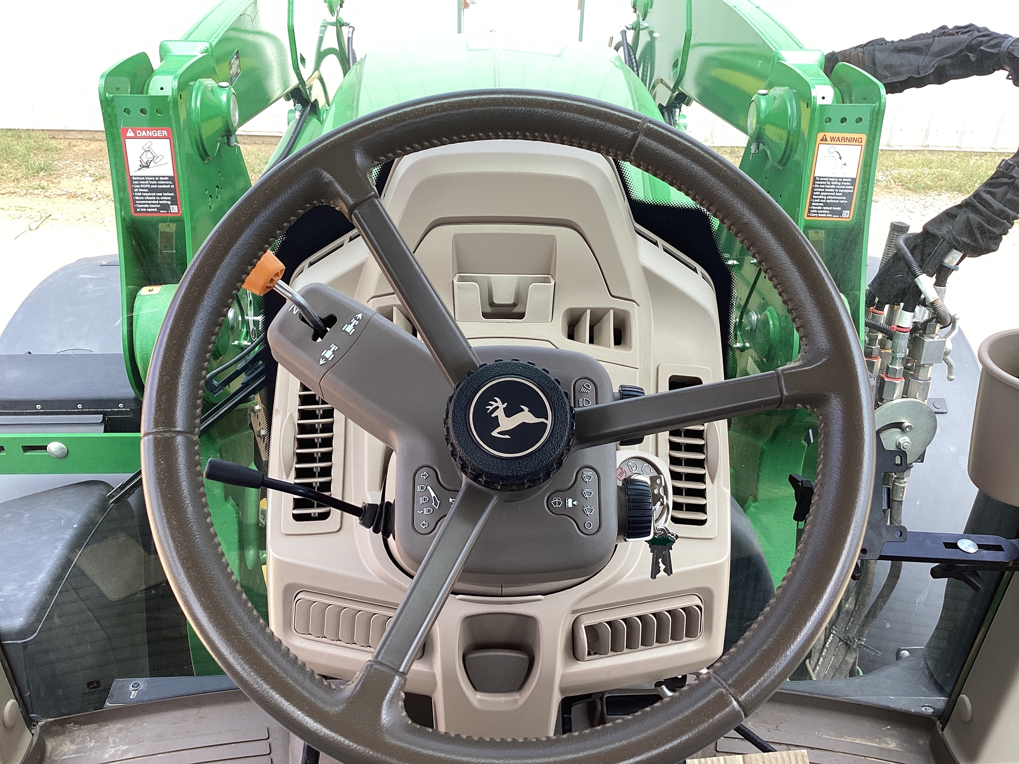 2023 John Deere 6175M Image 30