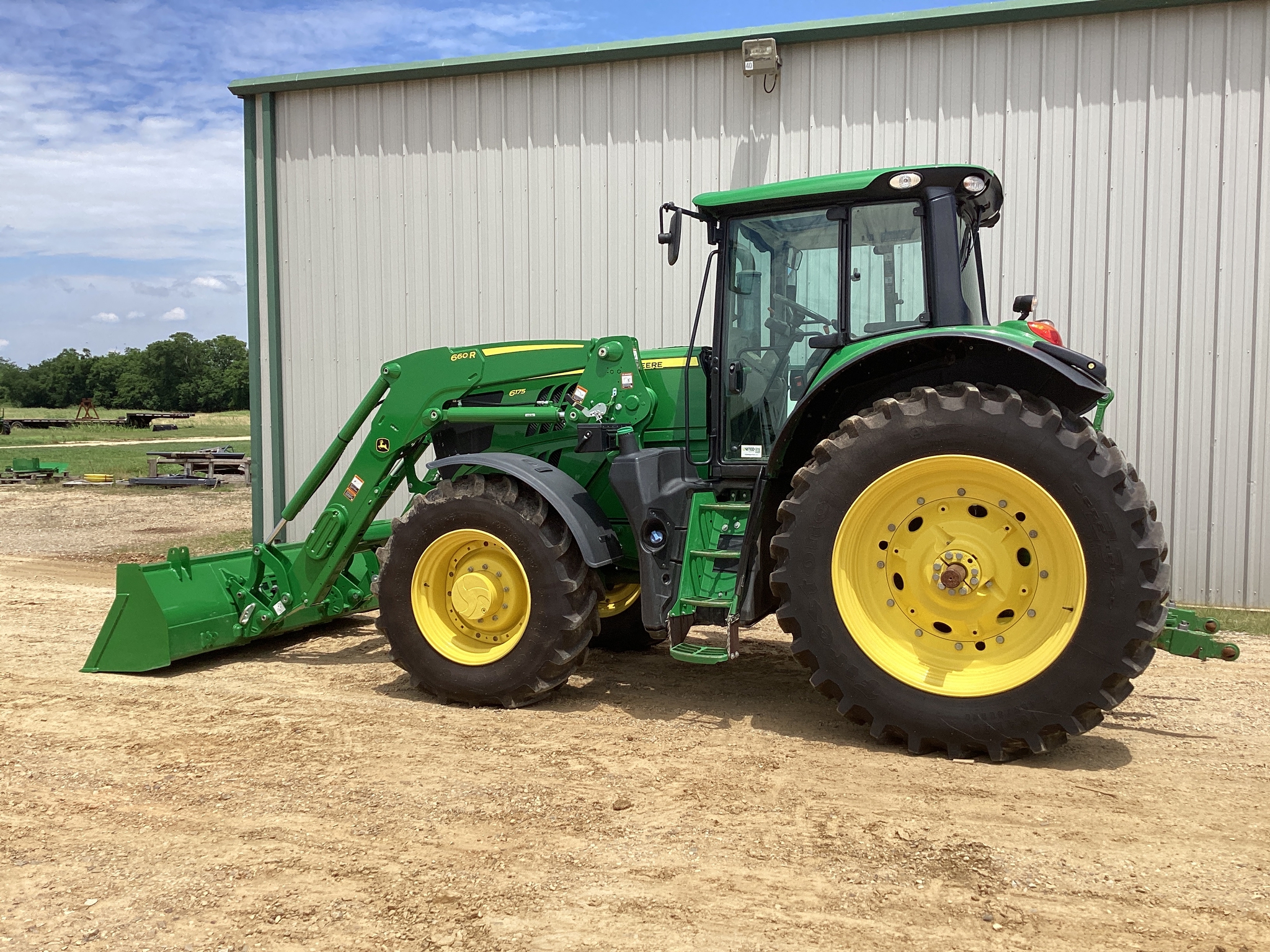 2023 John Deere 6175M Image 3