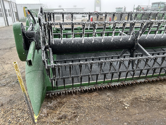 Used 2020 John Deere 730D Combine Platforms at Horizon Ag & Turf in Barrhead, AB - Photo16