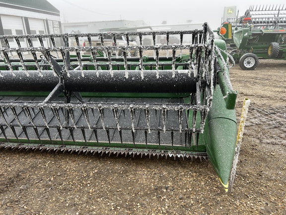 Used 2020 John Deere 730D Combine Platforms at Horizon Ag & Turf in Barrhead, AB - Photo21