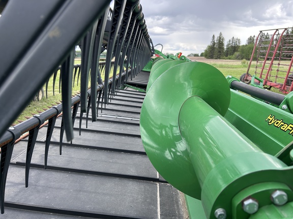 Used 2020 John Deere 730D Combine Platforms at Horizon Ag & Turf in Barrhead, AB - Photo9