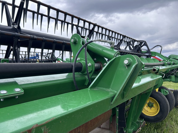Used 2020 John Deere 730D Combine Platforms at Horizon Ag & Turf in Barrhead, AB - Photo25