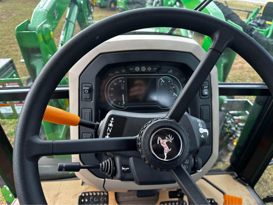 2024 John Deere 5075M Image 8