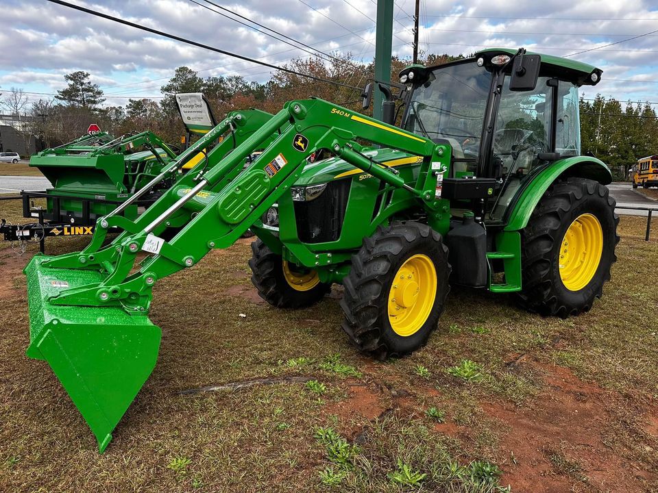 2024 John Deere 5075M Image 6
