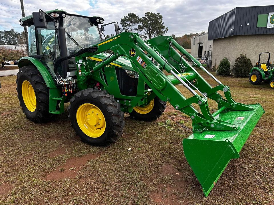 2024 John Deere 5075M Image 5