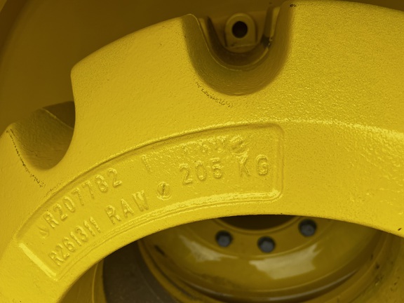 2024 John Deere 9R 640 - Photo13