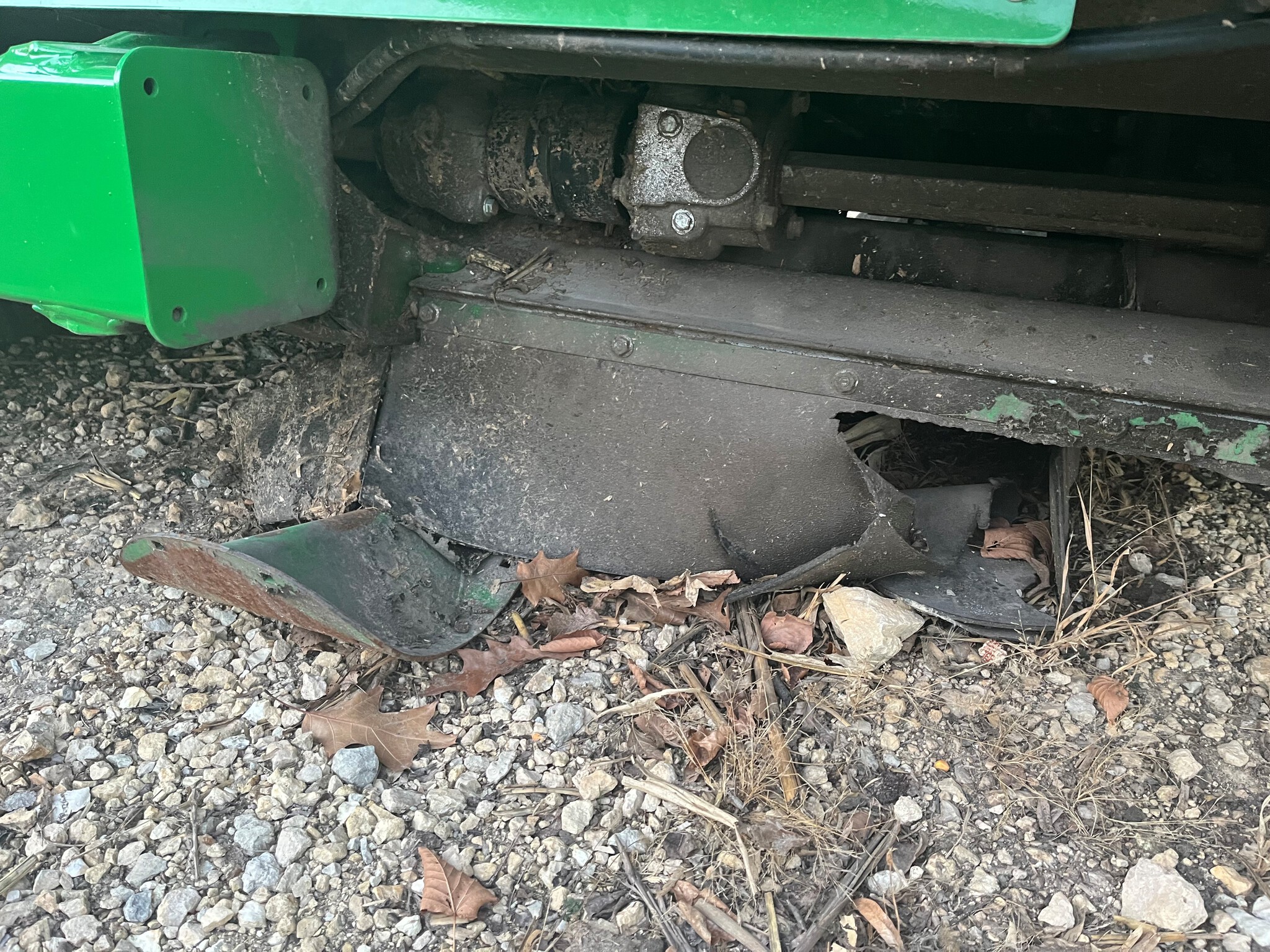  2022 John Deere C8R at Heritage Tractor in Freeport, IL