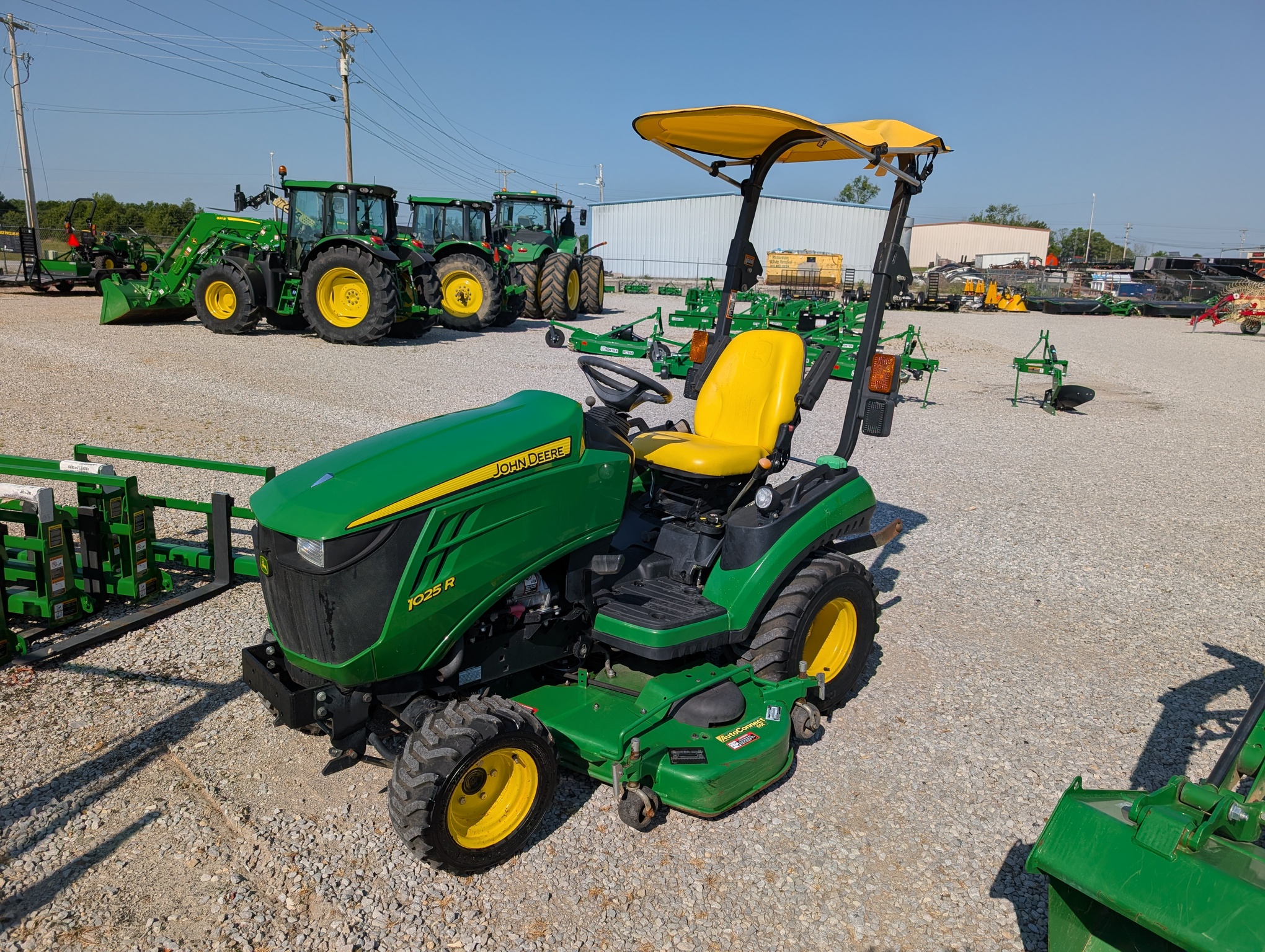 2014 John Deere 1025R