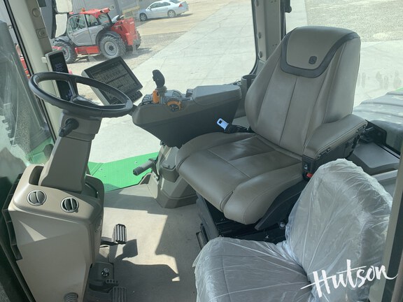 Photo of 2023 John Deere 9RX 640