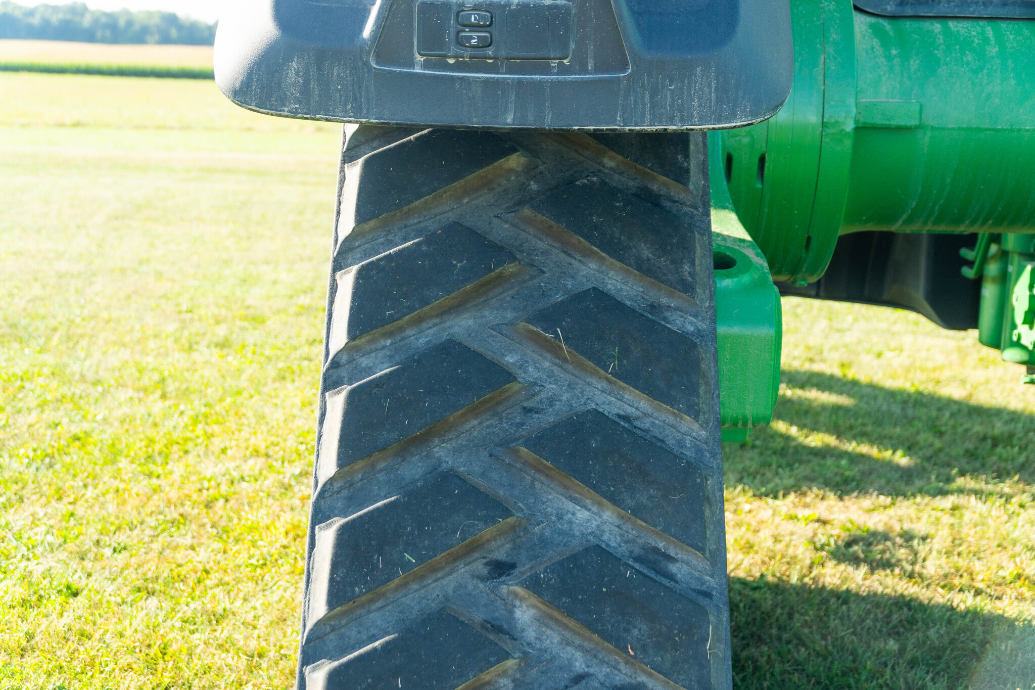Used 2021 John Deere 8RX 370 Track Tractors at Koenig Equipment in Anna, OH - PhotoXL11