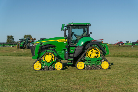 Used 2021 John Deere 8RX 370 Track Tractors at Koenig Equipment in Anna, OH - Photo2