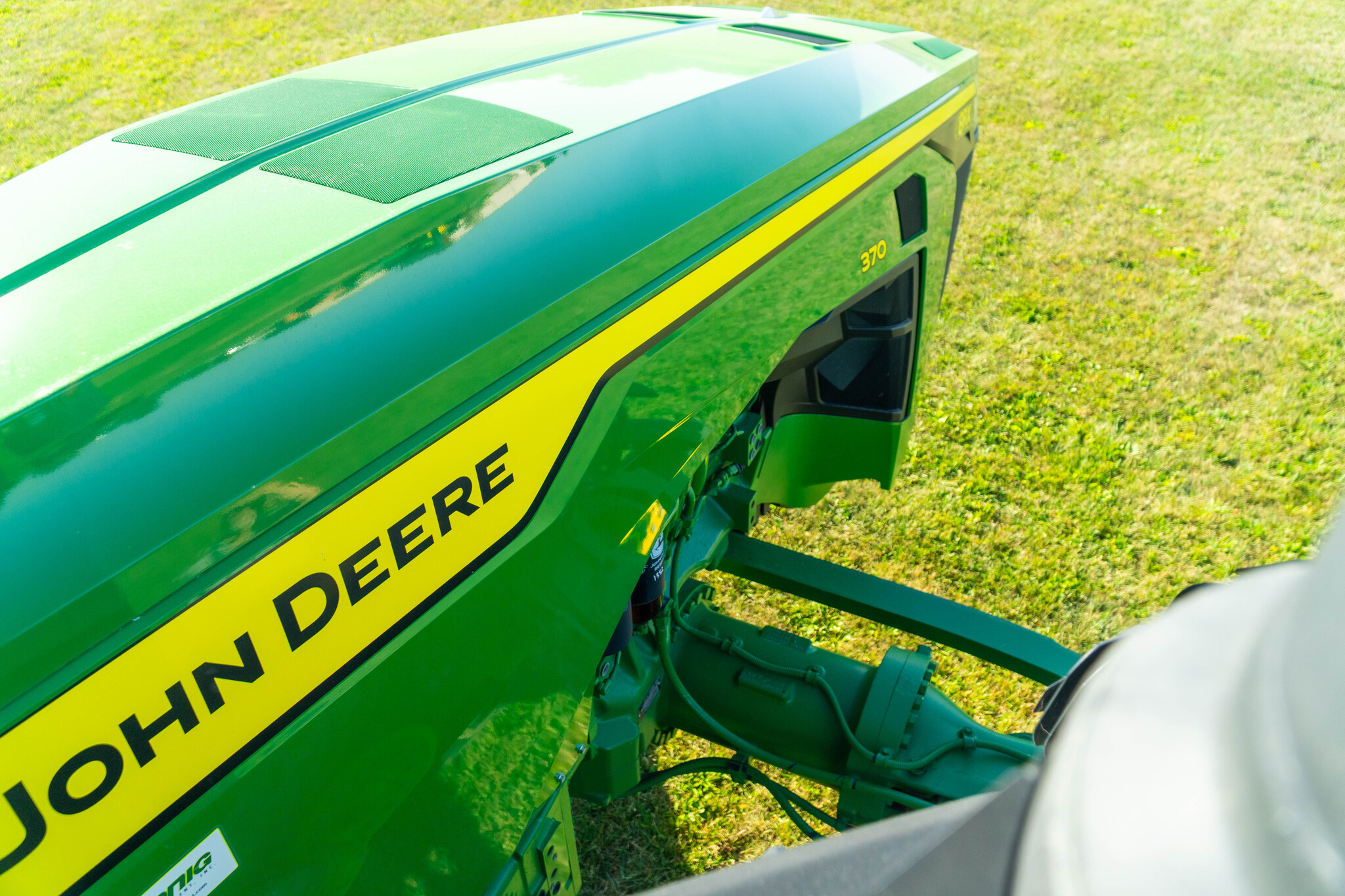 Used 2021 John Deere 8RX 370 Track Tractors at Koenig Equipment in Anna, OH - PhotoXL19