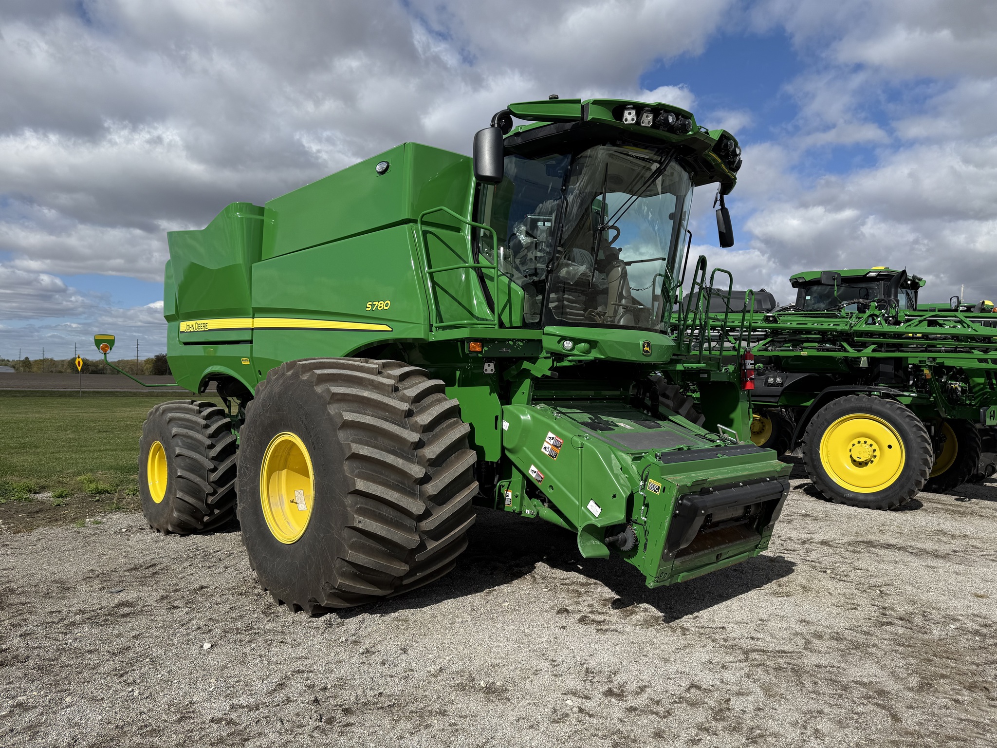  2024 John Deere S780 at Heritage Tractor in Carthage, IL