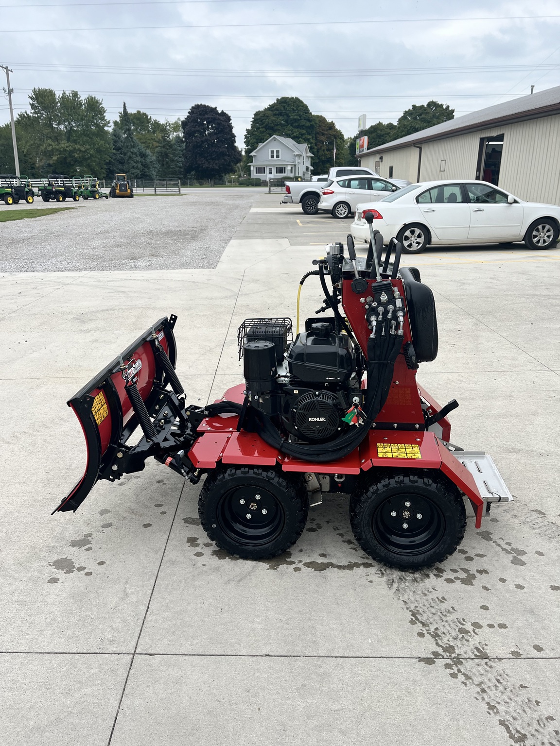 2023 Boss boss SNOWRATOR PLOW Image 5