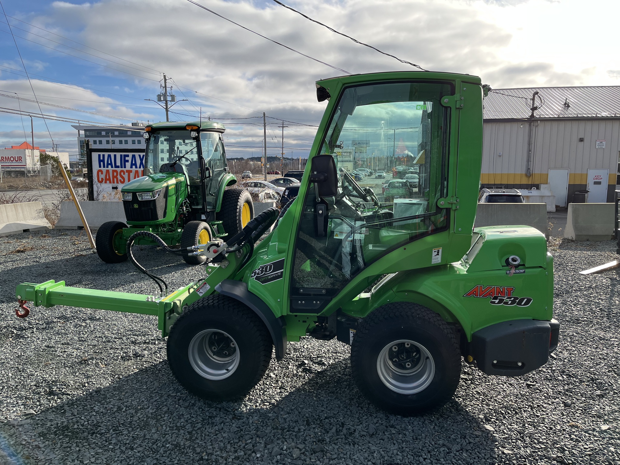 2023 Avant M530 Image 6