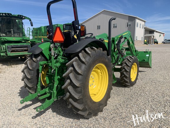 Photo of 2024 John Deere 5105M