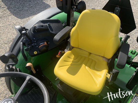 Photo of 2024 John Deere 5105M