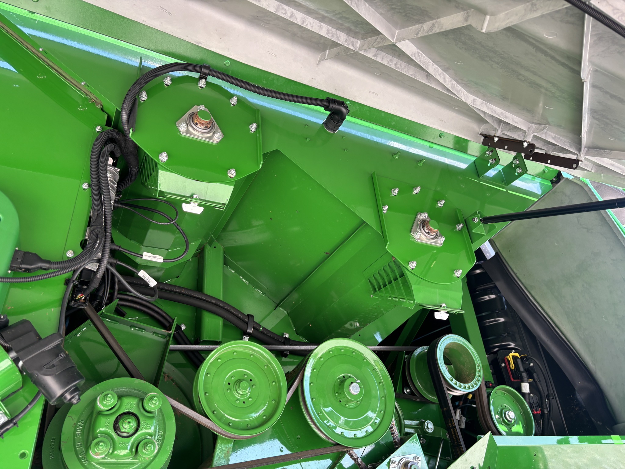 Used 2020 John Deere S770 Combines at Koenig Equipment in Greenville, OH - PhotoXL32