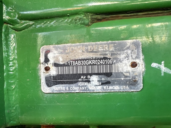 2024 John Deere 800R - Photo48