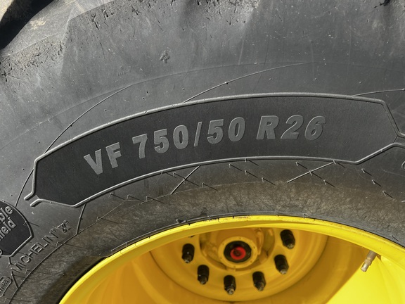 2024 John Deere 800R - Photo9