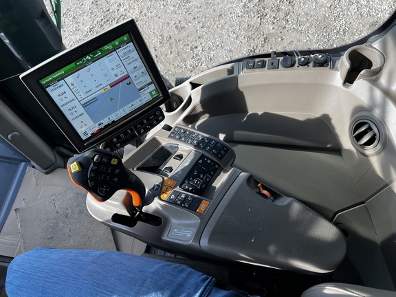 2024 John Deere 800R - Photo39