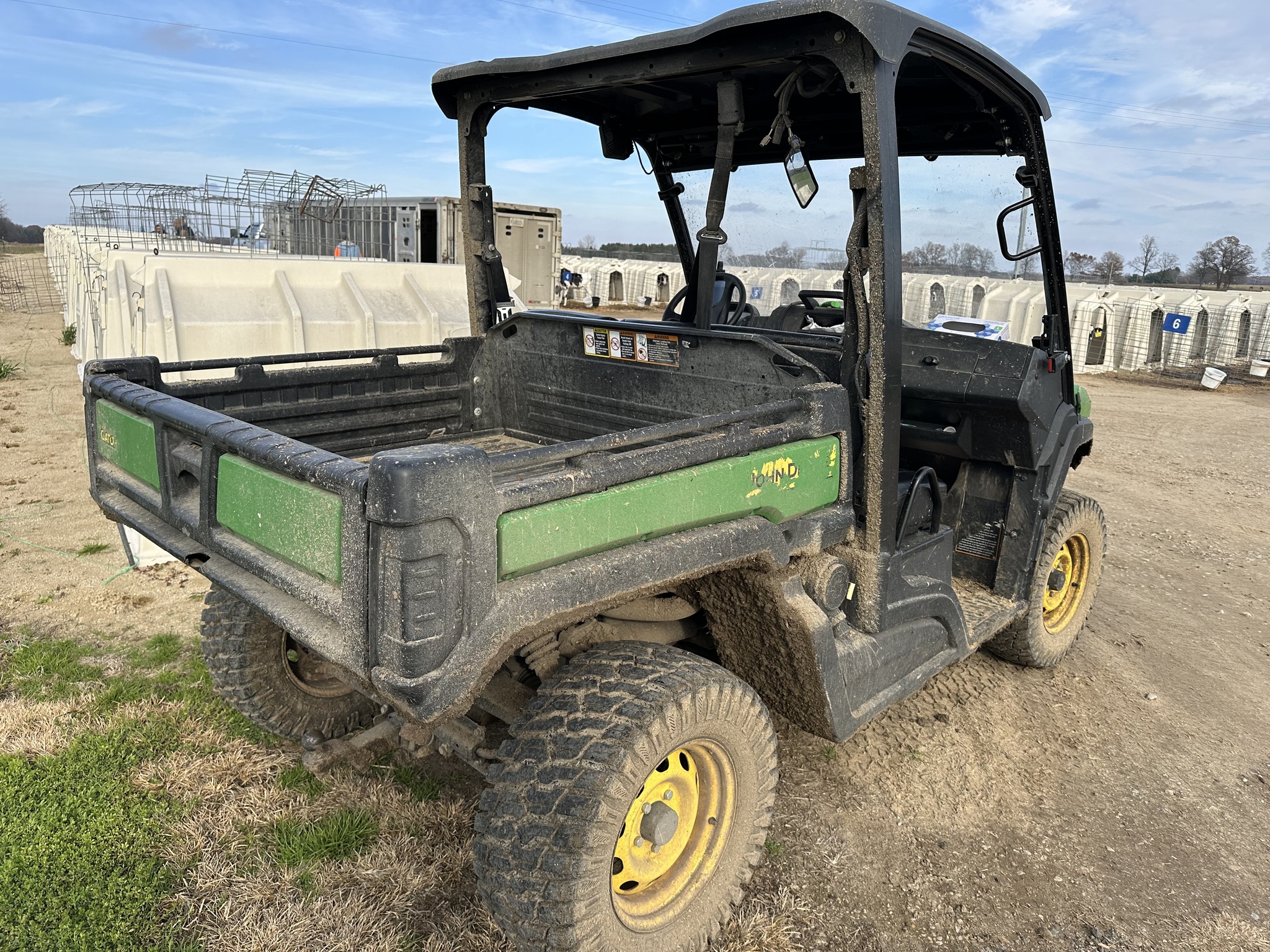 2023 John Deere XUV 835E Image 2