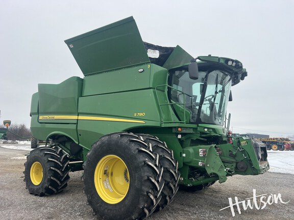 Photo of 2024 John Deere S780