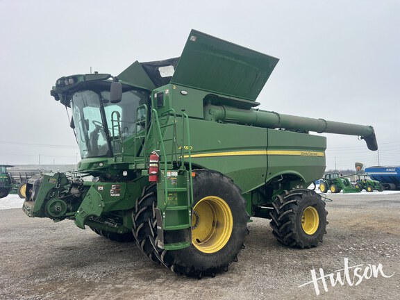 Photo of 2024 John Deere S780
