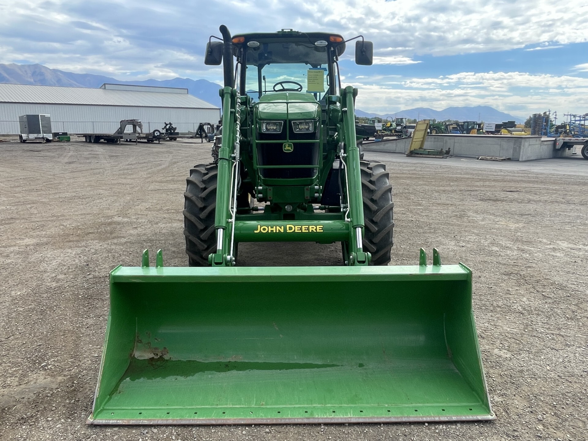 2023 John Deere 6120E Image 8