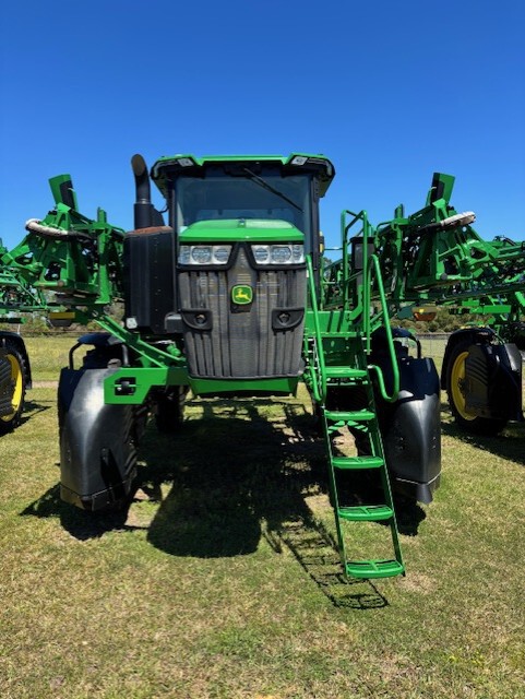 2023 John Deere 410R Image 3