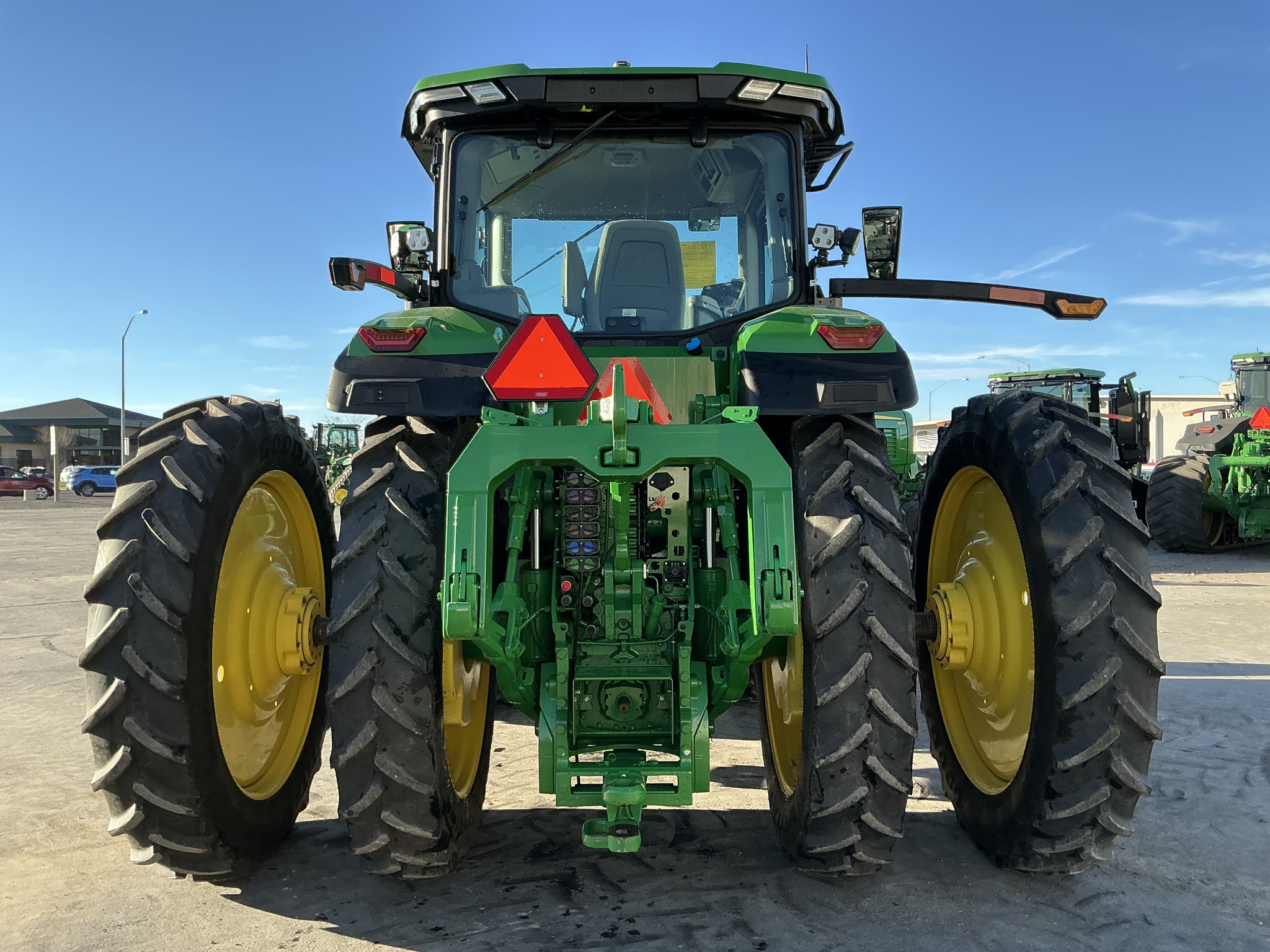 2023 John Deere 8R 310 Image 6