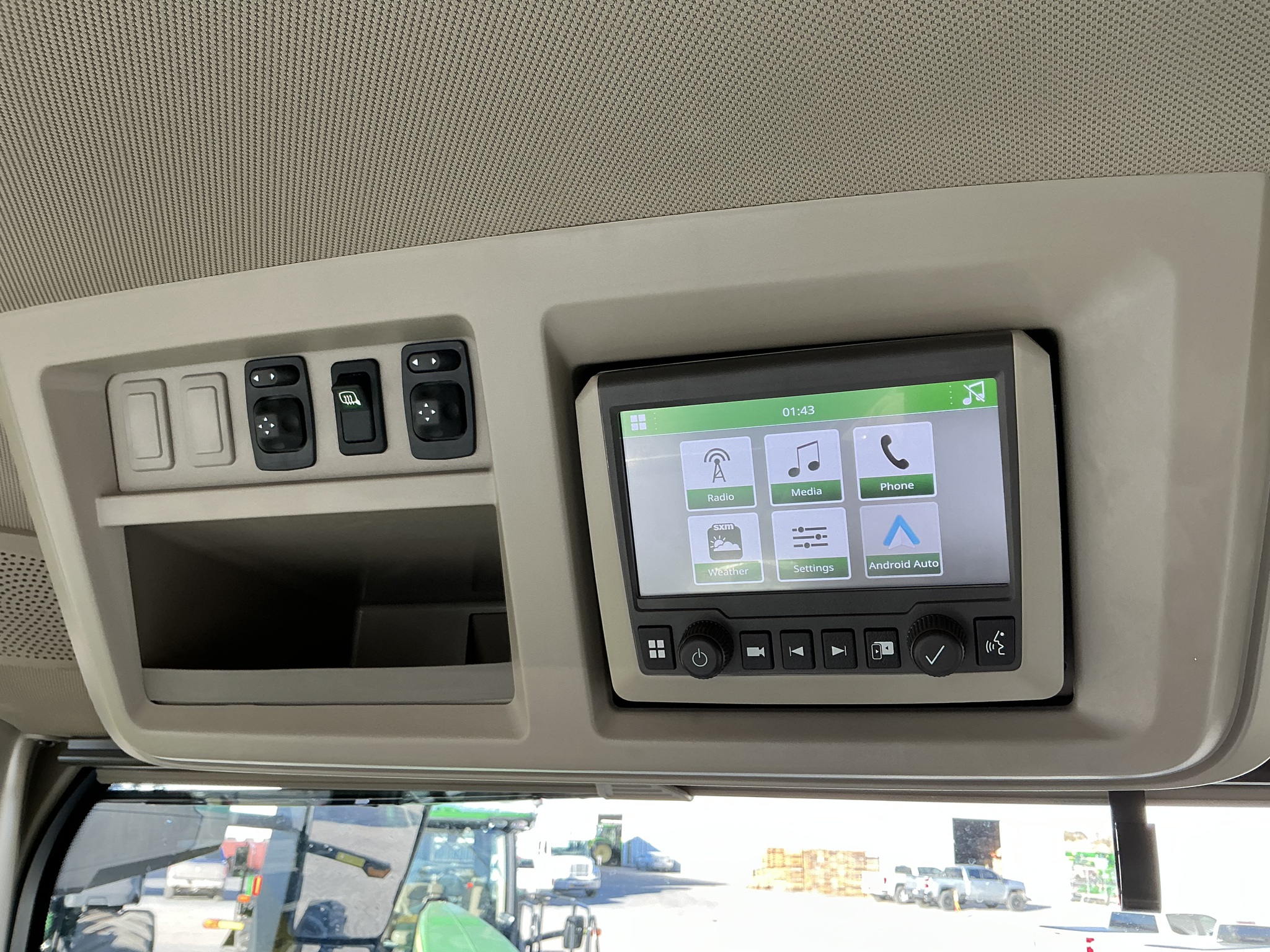 2023 John Deere 8R 310 Image 25