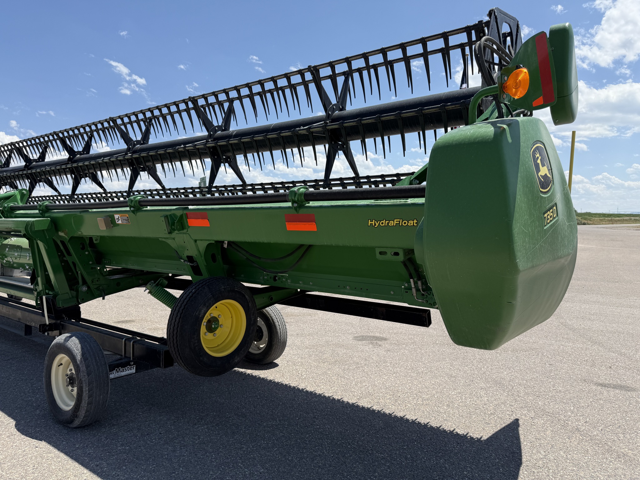 2018 John Deere 735D Image 12