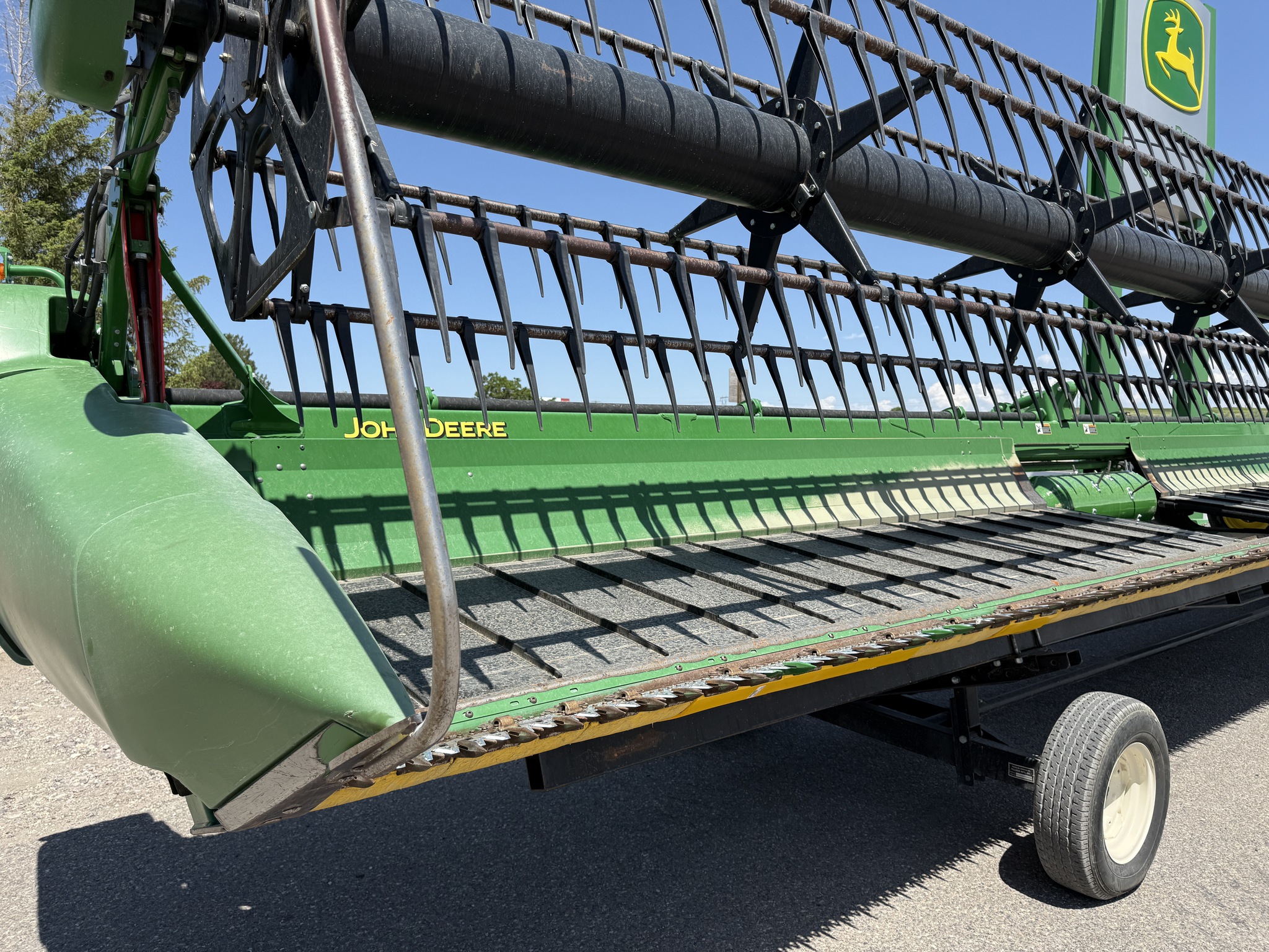 2018 John Deere 735D Image 14