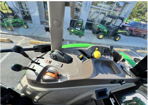 2025 John Deere 5090M Image 10