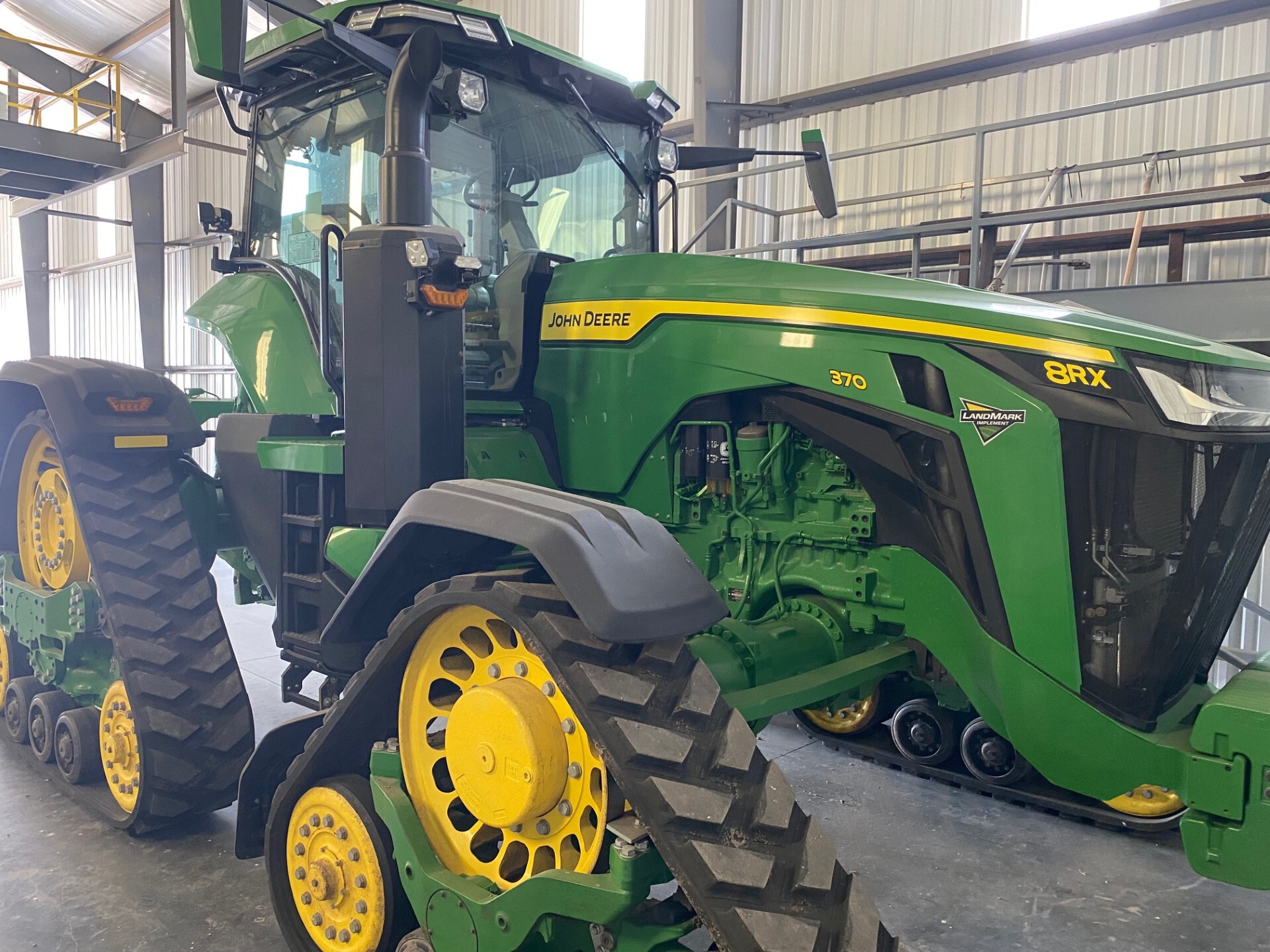 2024 John Deere 8RX 370 Image 1
