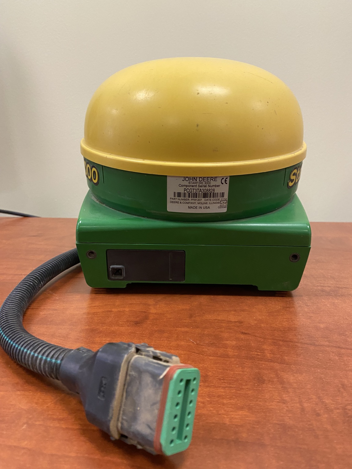2011 John Deere 3000 Image 2