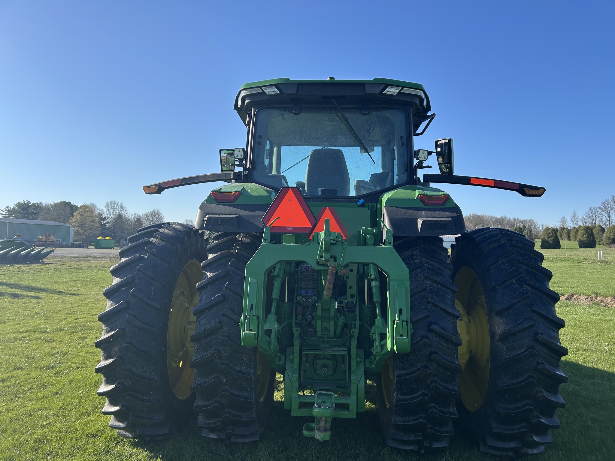 2023 John Deere 8R 370 Image 4