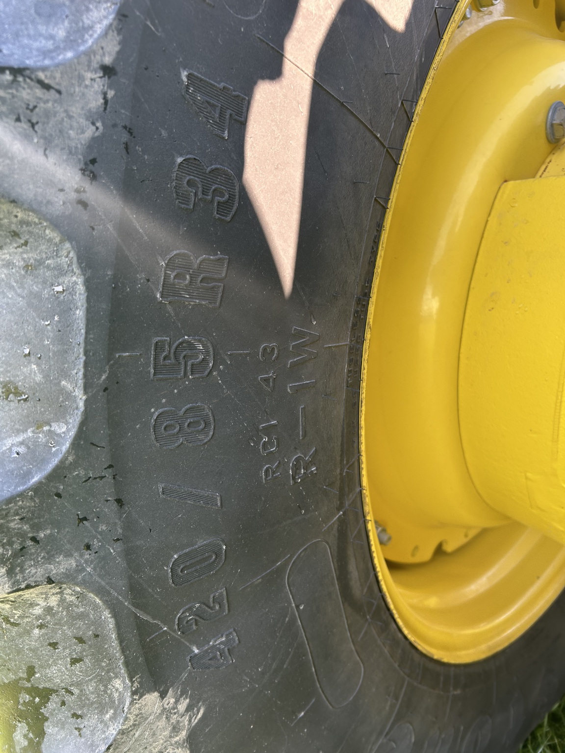 2023 John Deere 8R 370 Image 17