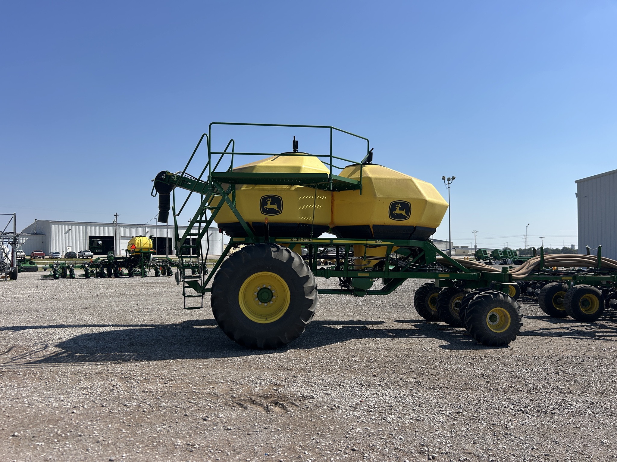2024 John Deere N560 Image 16