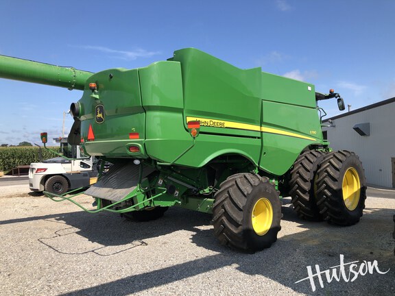 Photo of 2020 John Deere S790