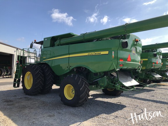 Photo of 2020 John Deere S790